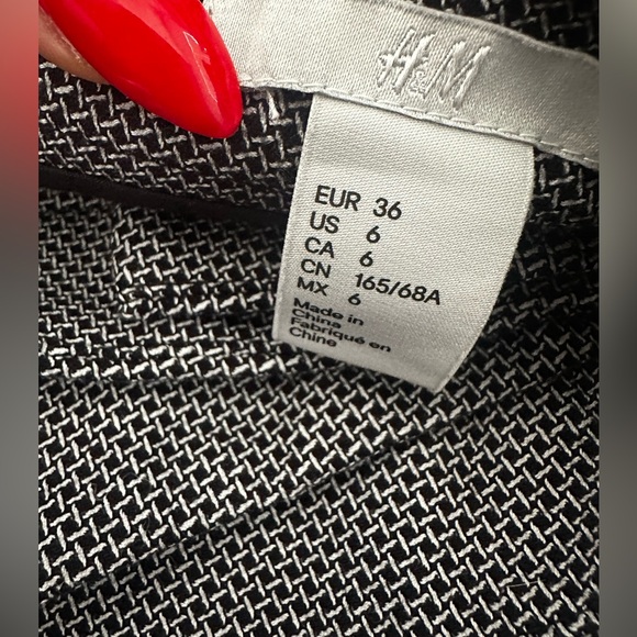 H&M Suit Set - Picture 5 of 5